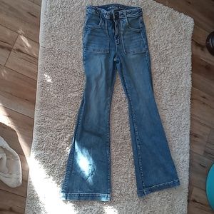American eagle flared jean